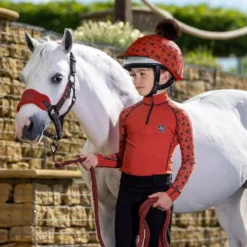 LeMieux Vogue MINI Fleece Headcollar & Leadrope 28 LeMieux Vogue MINI Fleece Headcollar & Leadrope -Finest Equestrian Supplies 1g0a2763 v1 1 1 jpg