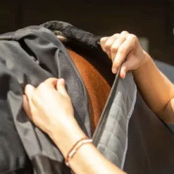 Equilibrium Magnetic Rug - Black/Grey -Finest Equestrian Supplies magnetic rug lifestyle lr 7 1 2 jpg